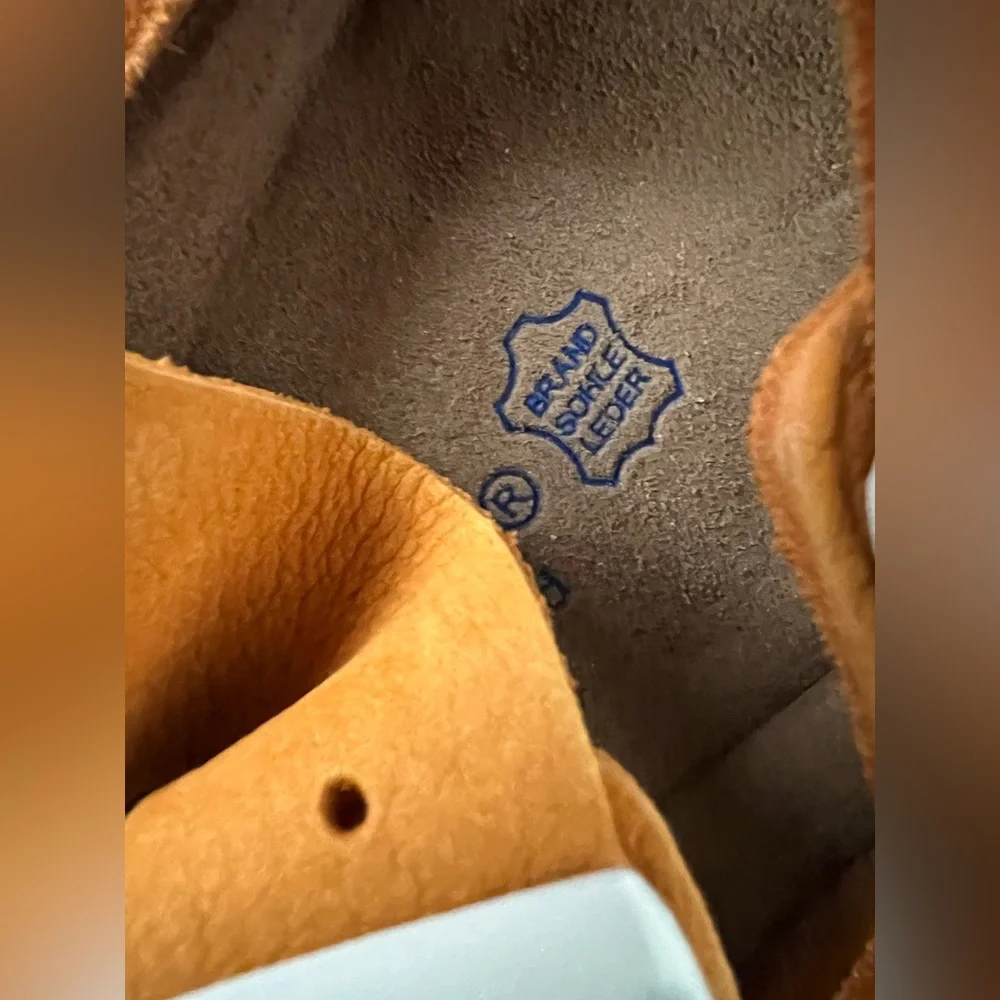 Birkenstock Arizona Soft Footbed Sandals with White Buckles - Narrow Fit - Picture 10 of 13